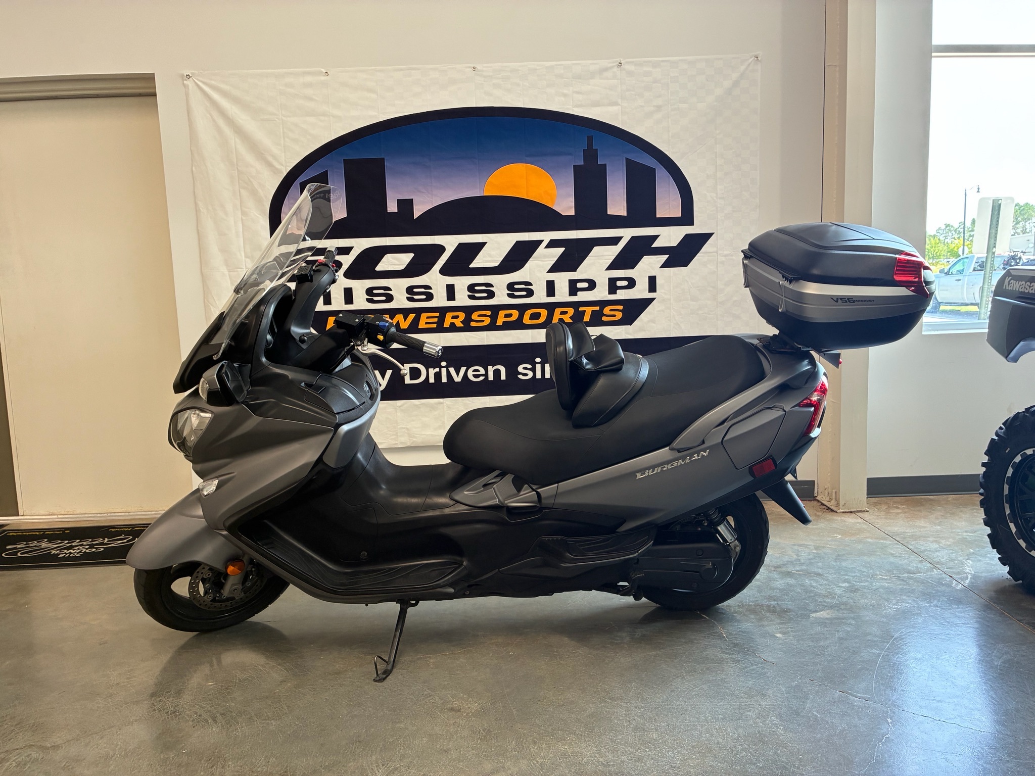 2015 Suzuki Burgman 650 ABS Scooter motorcycle