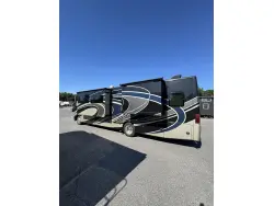 2019 THOR MOTOR COACH CHALLENGER 37TB BUNKHOUSE