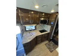 2019 THOR MOTOR COACH CHALLENGER 37TB BUNKHOUSE