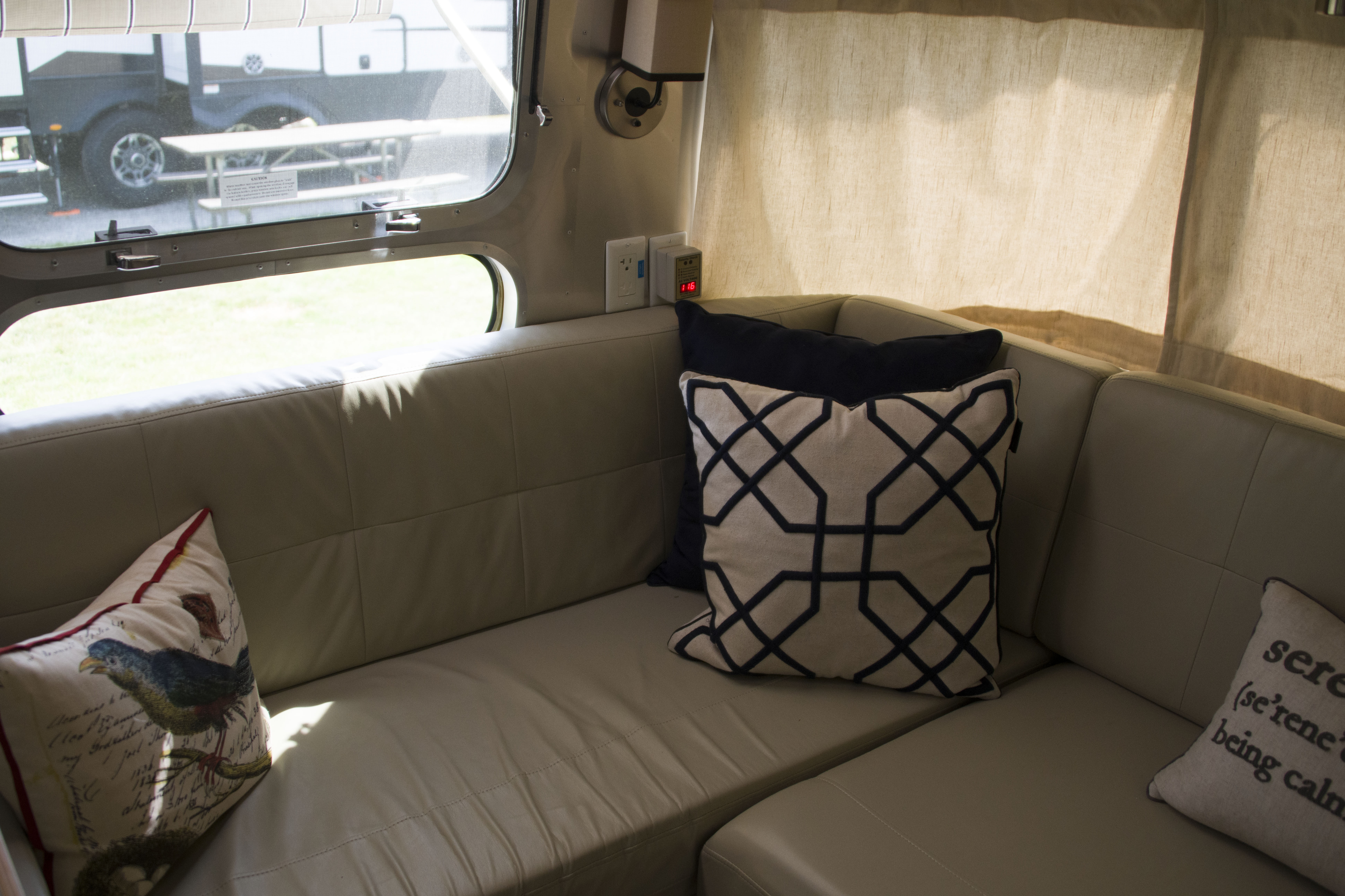 2012 Airstream INTERNATIONAL SERENITY 30RBQ in tulsa OK