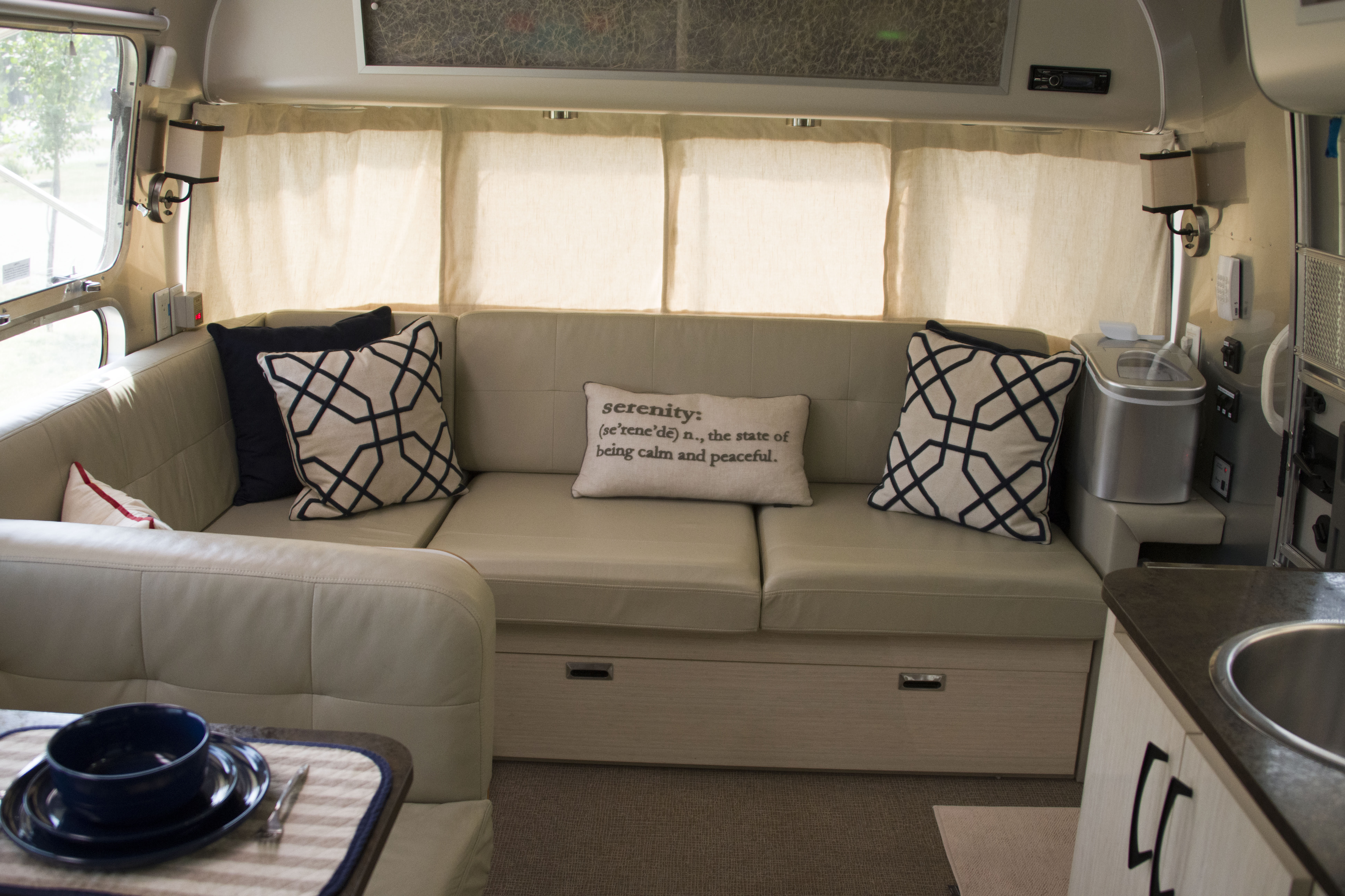 2012 Airstream INTERNATIONAL SERENITY 30RBQ in tulsa OK