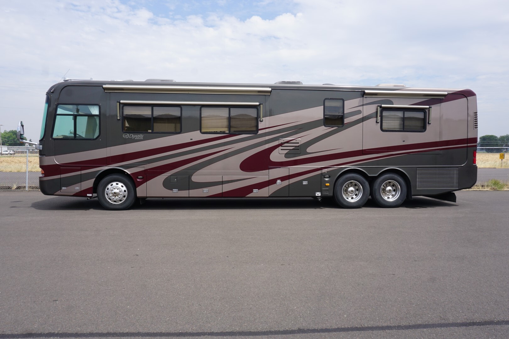 2005 Monaco Dynasty in junction city OR