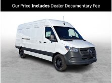 Top Delivery Vans on the Market image