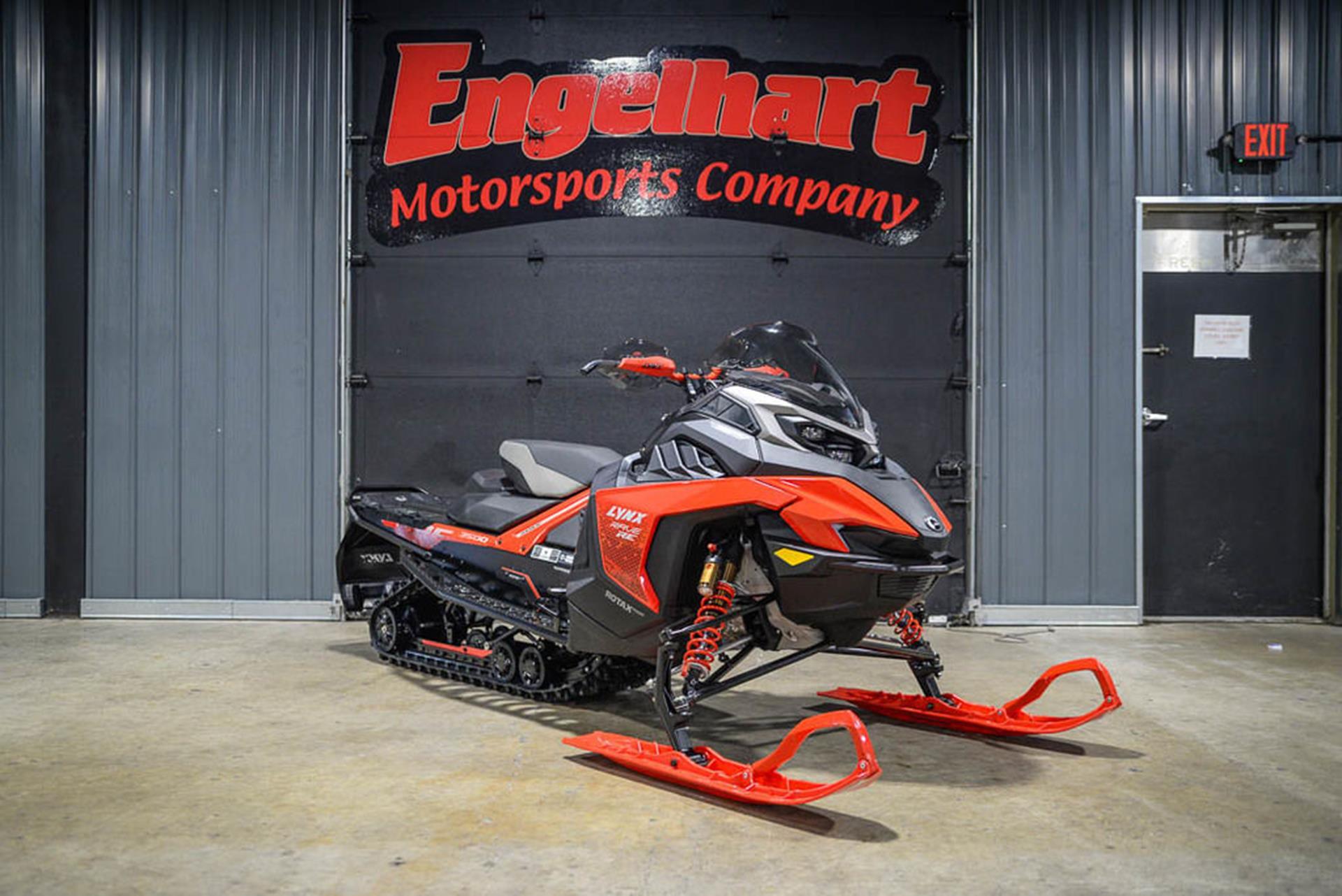 2026 Lynx Rave RE 850 E-TEC Ice Ripper XT 1.5 M.S. / E.S. w/ 10. in madison WI