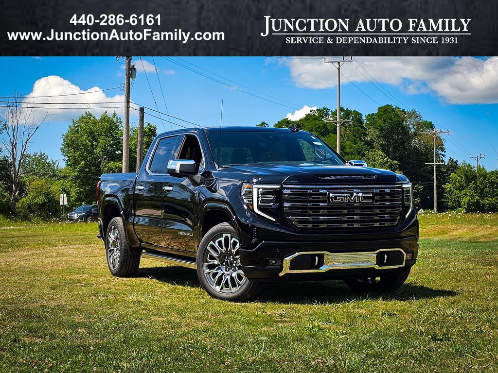 2026 GMC SIERRA in Chardon, OH