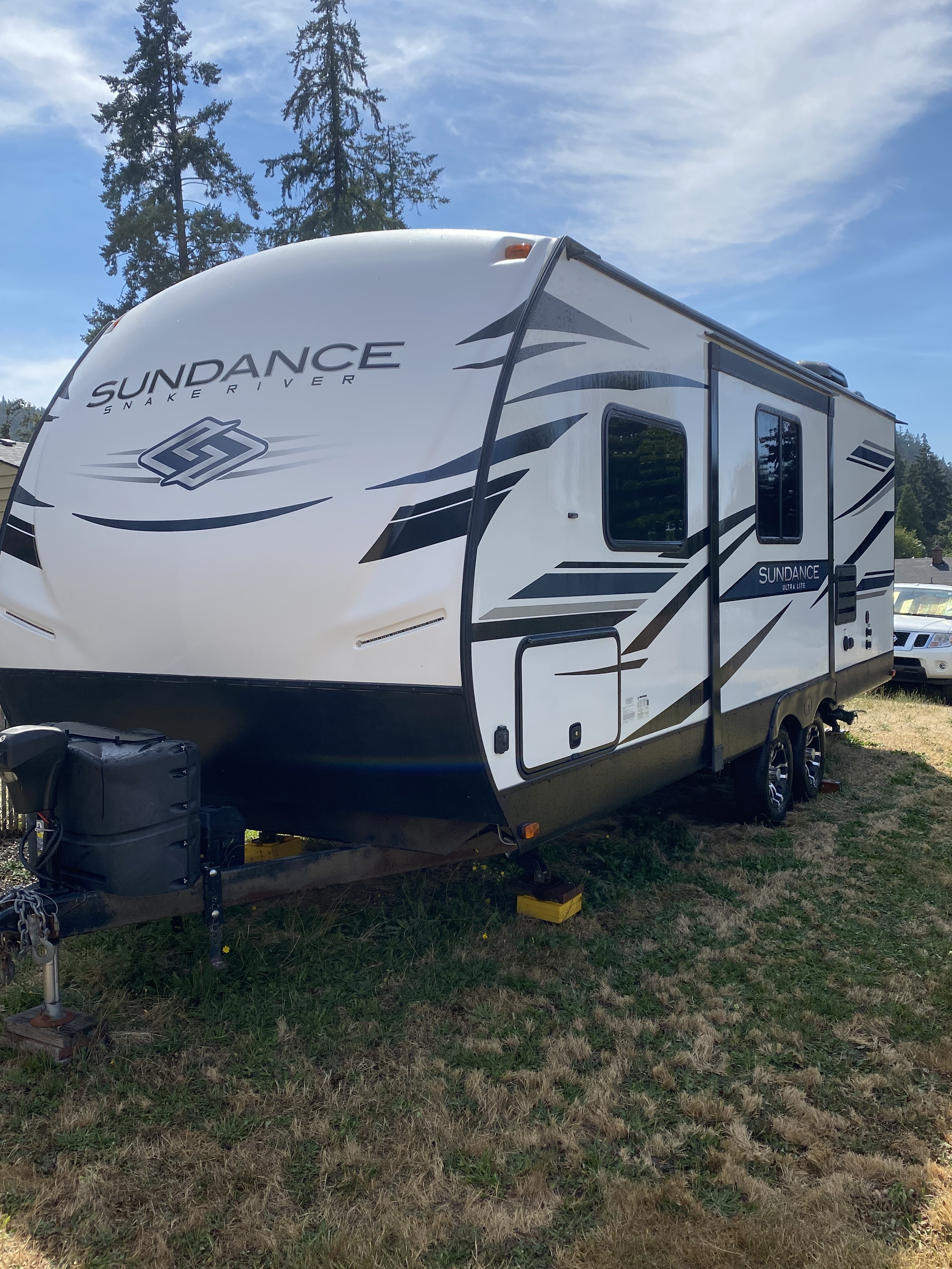 2022 Heartland SUNDANCE ULTRA LITE 221RB RV