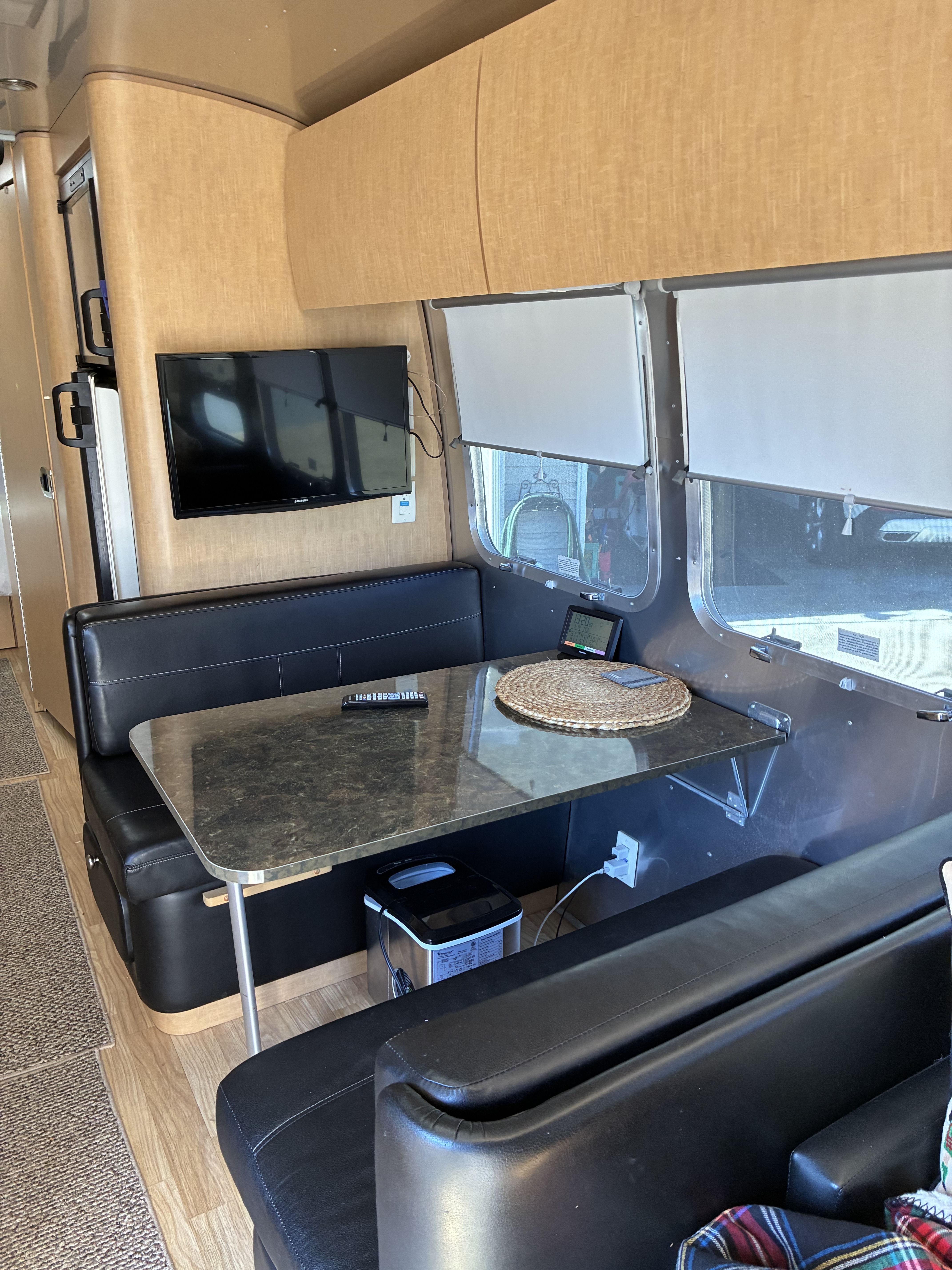 2016 Airstream FLYING CLOUD 30RB in charleston SC