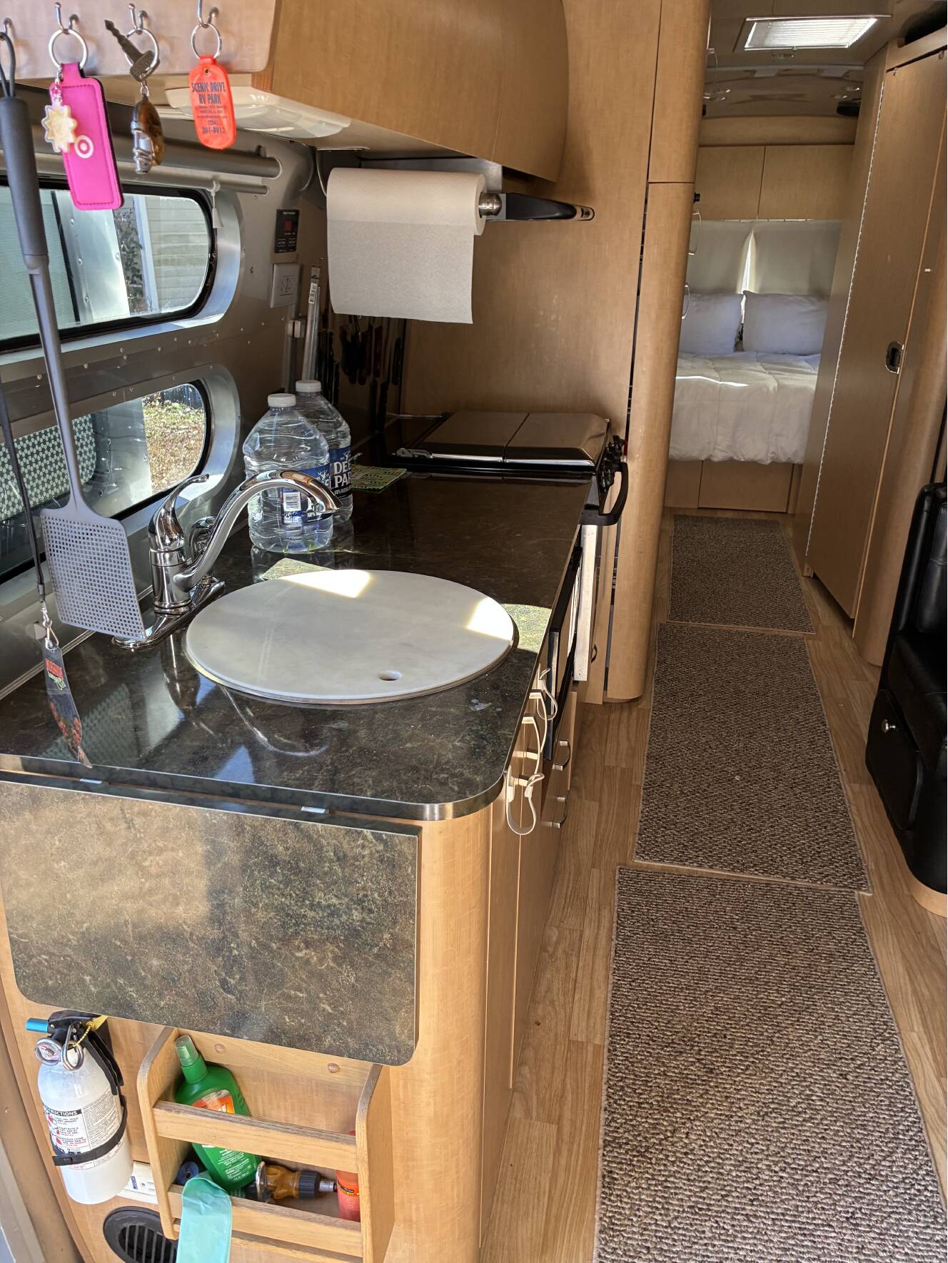 A photo of this 2016 Airstream FLYING CLOUD 30RB