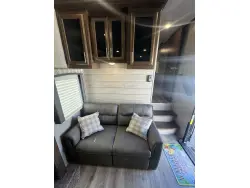 2021 FOREST RIVER FLAGSTAFF 528RKS