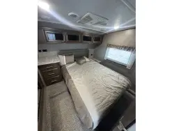 2021 FOREST RIVER FLAGSTAFF 528RKS