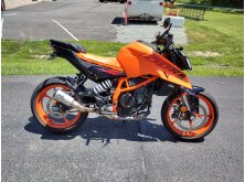 Best Adventure Bikes Under K for Different Riding Styles image