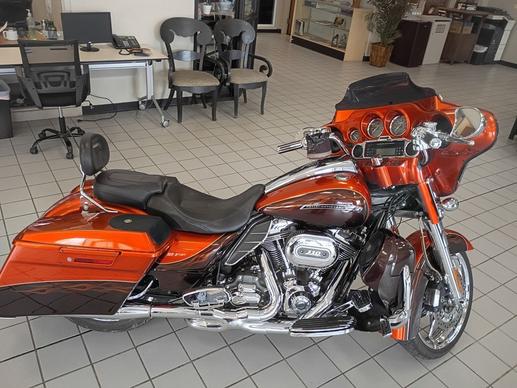 2012 Harley-Davidson STREET GLIDE CVO STREET GLIDE CVO STREET GLIDE in Odessa, MO