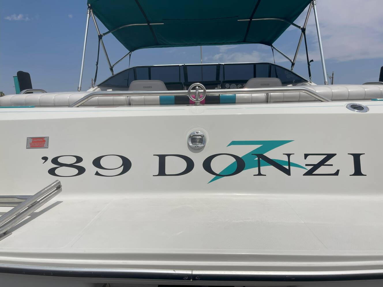 A photo of this 1989 Donzi R 23 RAGAZZA
