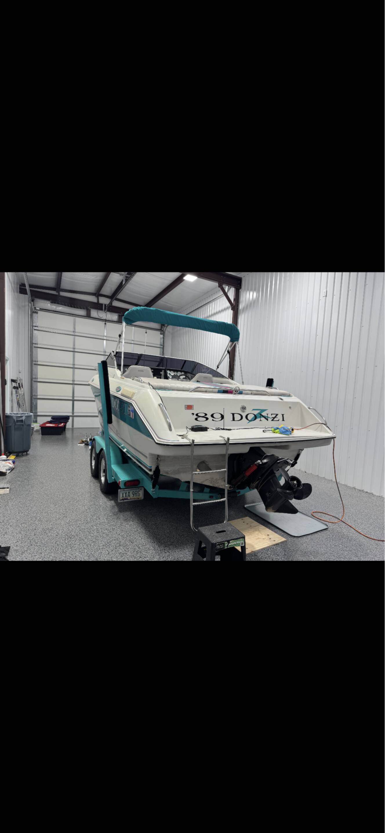 A photo of this 1989 Donzi R 23 RAGAZZA