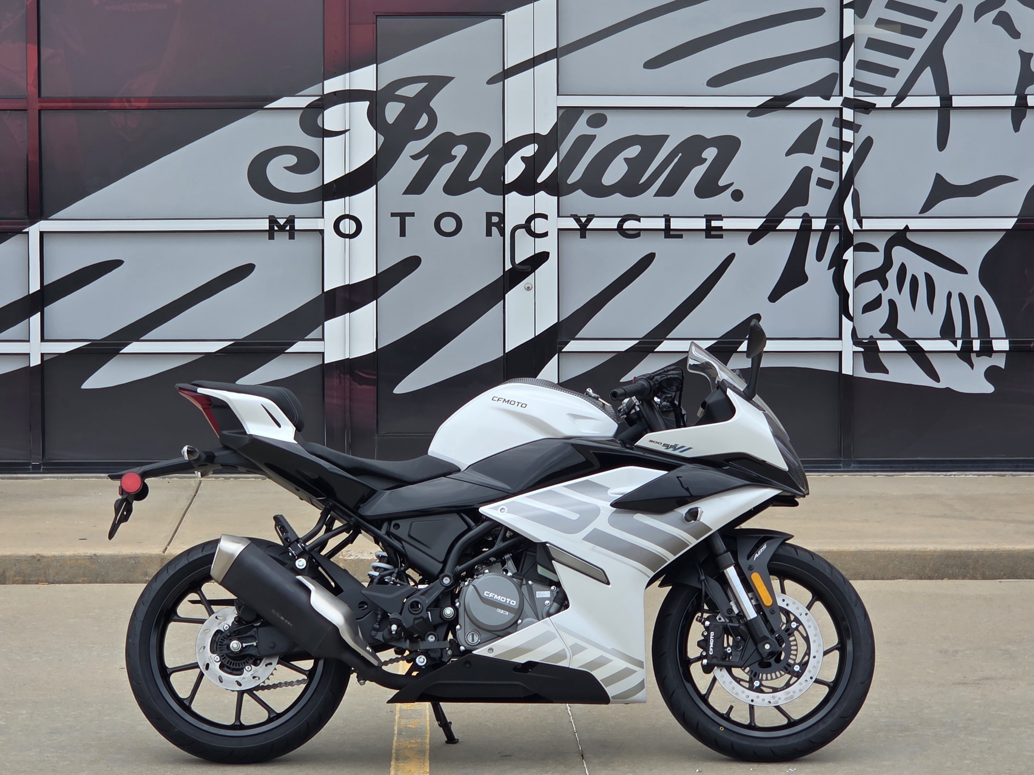 2026 CFMOTO 300SS SS in Norman, OK