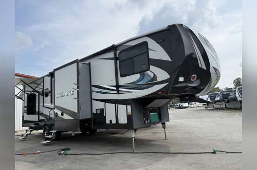 2018 Heartland CYCLONE 3611 in findlay OH