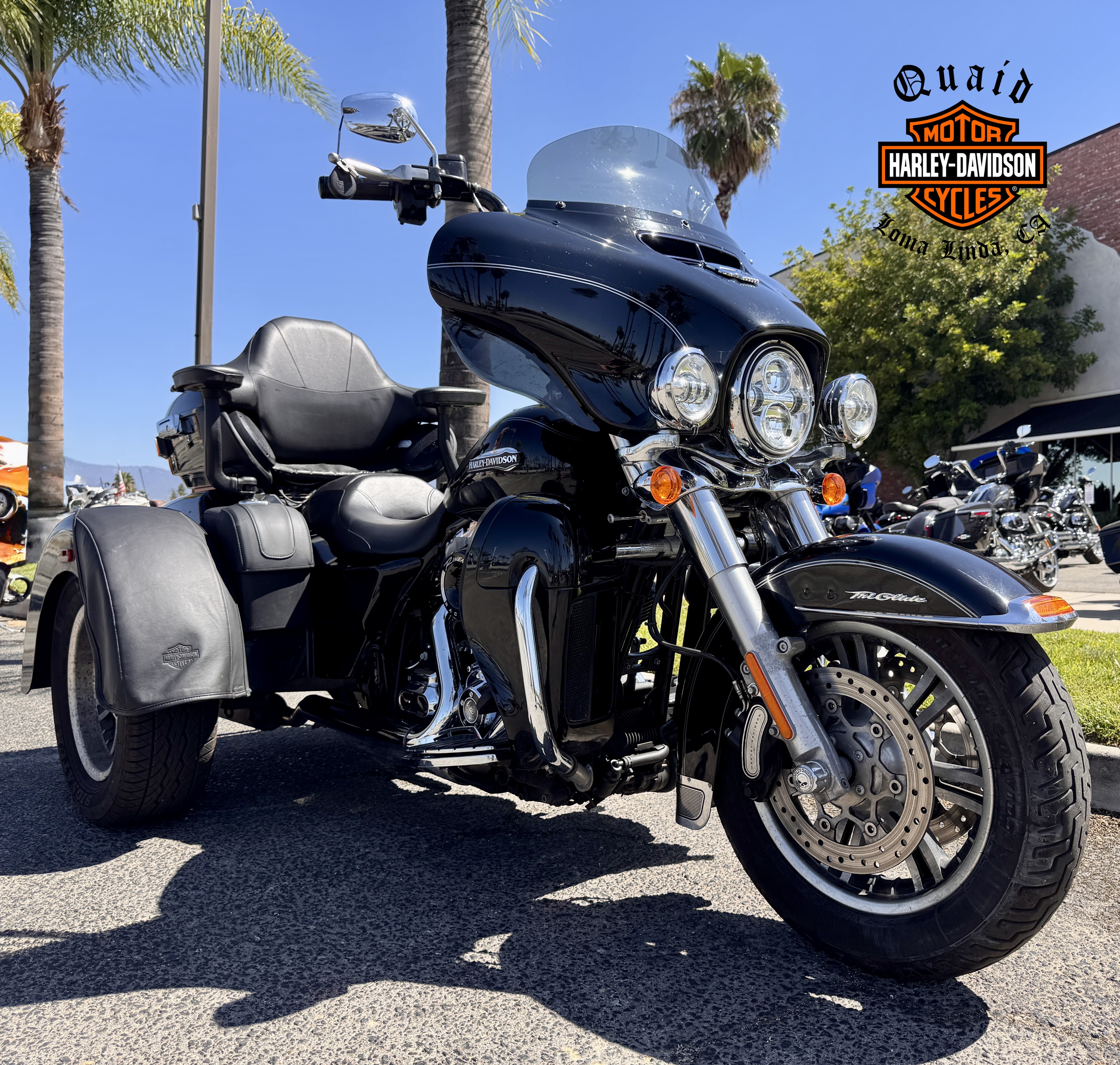 2016 Harley-Davidson TRI-GLIDE ULTRA BASE in Loma Linda, CA