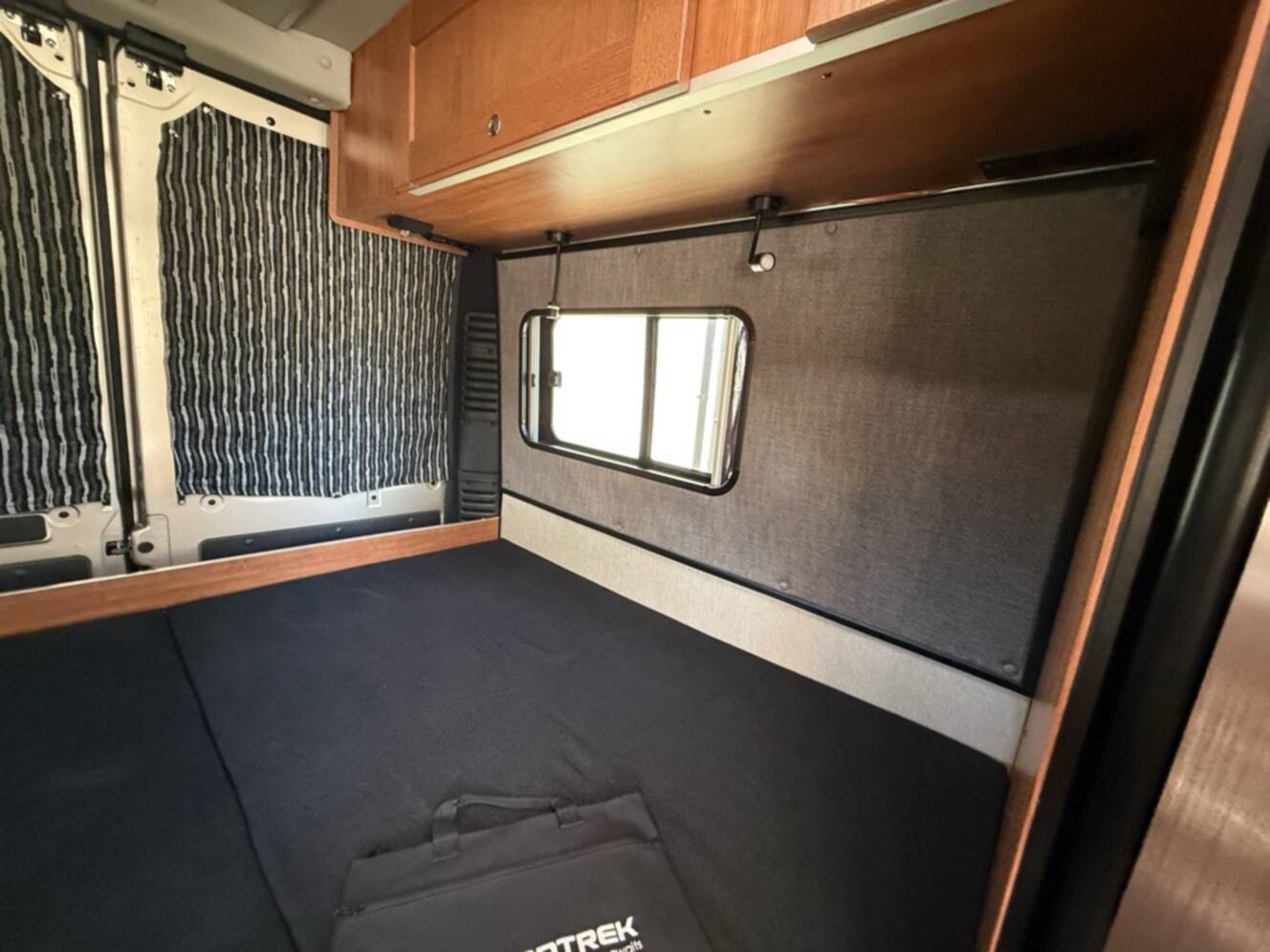 A photo of this 2017 Roadtrek SIMPLICITY