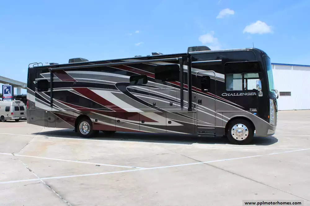2022 Thor Challenger 37FH RV