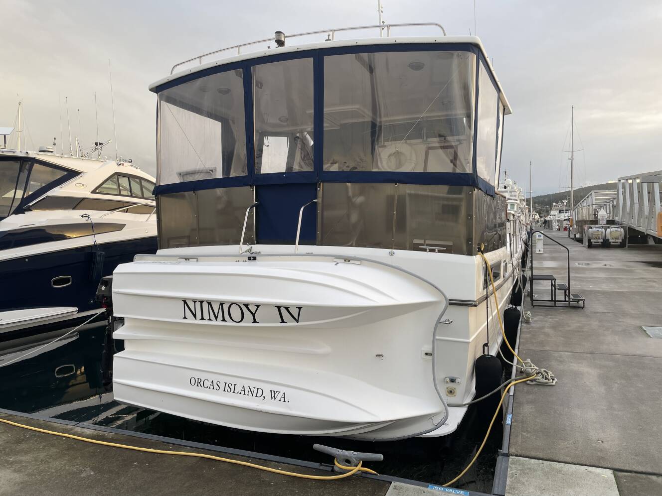 A photo of this 1985 Nova 40 SUNDECK