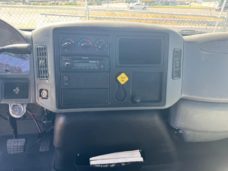 2006 INTERNATIONAL 4300