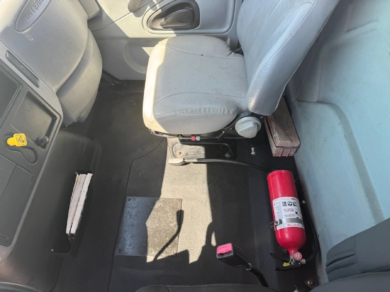 2006 INTERNATIONAL 4300