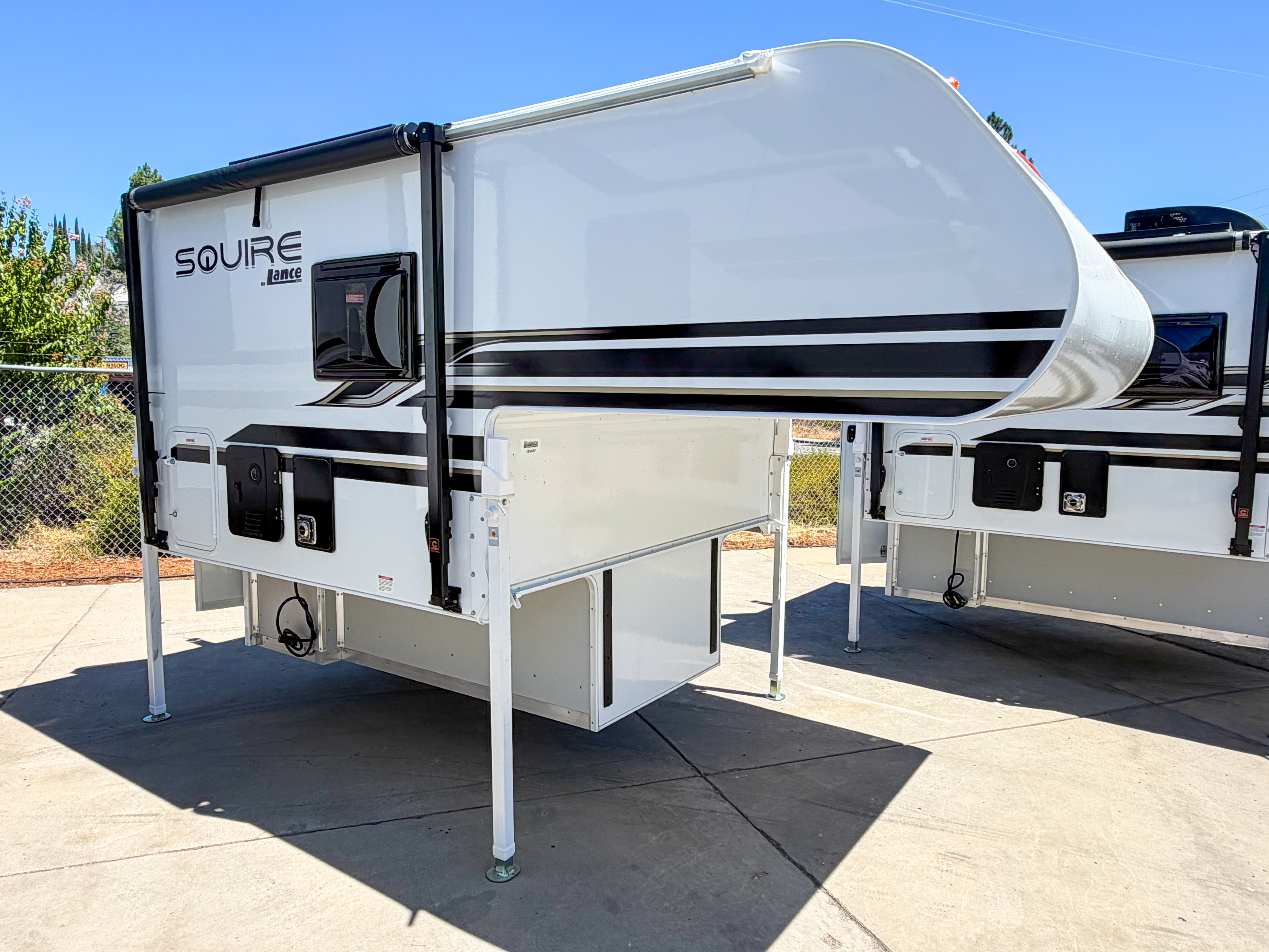 2027 Lance SQUIRE SQ610 in auburn CA