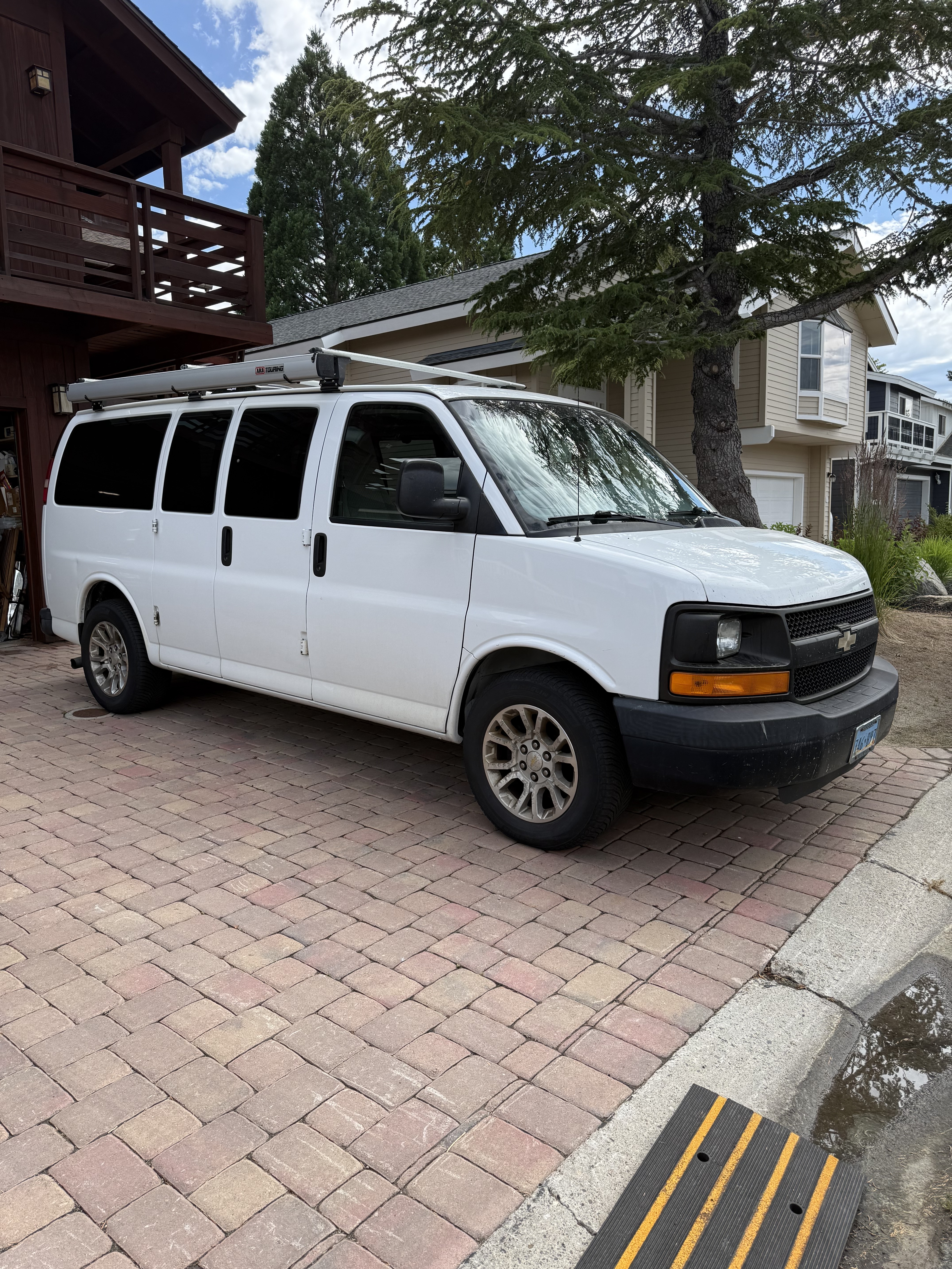 2009 Chevrolet EXPRESS 1500 RV