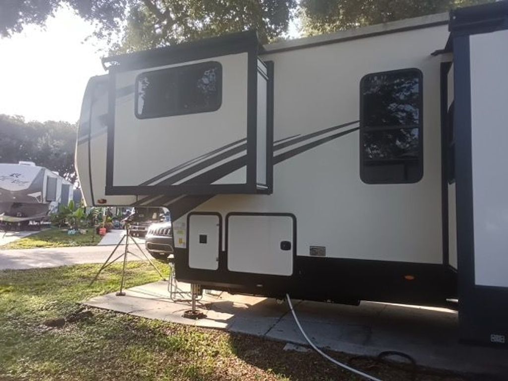 2021 Forest River Sierra 38FKOK in lakeland FL
