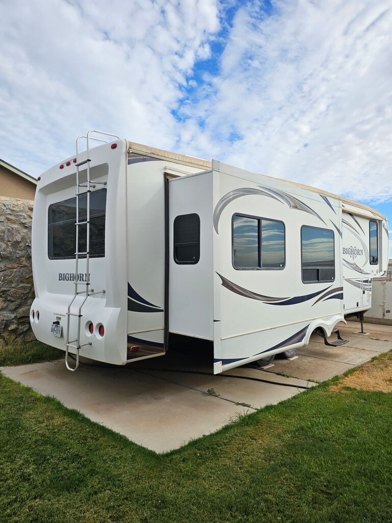 2013 Heartland Bighorn 3010RE in el paso TX