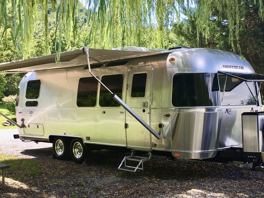 2019 Airstream INTERNATIONAL SERENITY 28RB TWIN RV