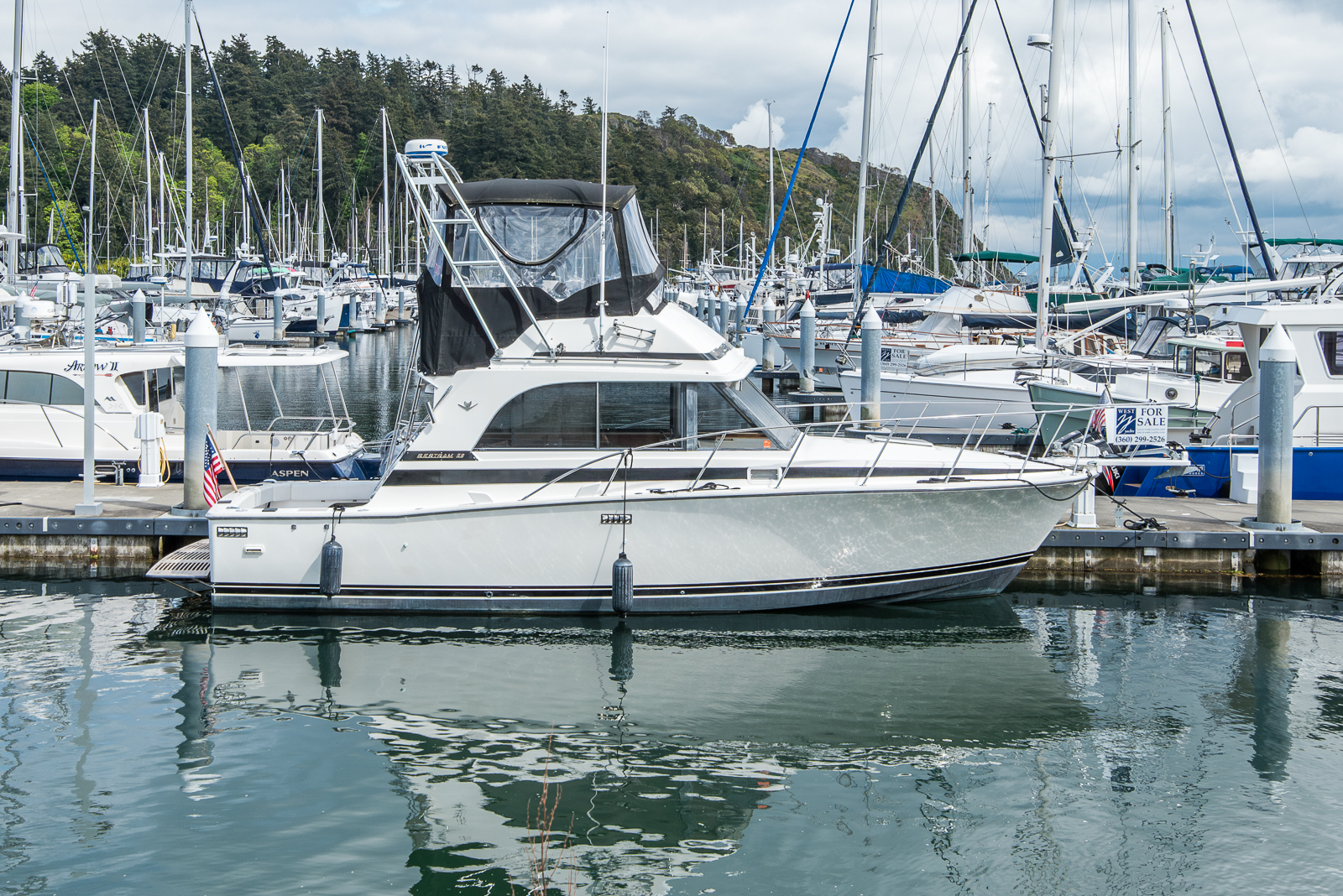 1987 Bertram 33 in anacortes WA