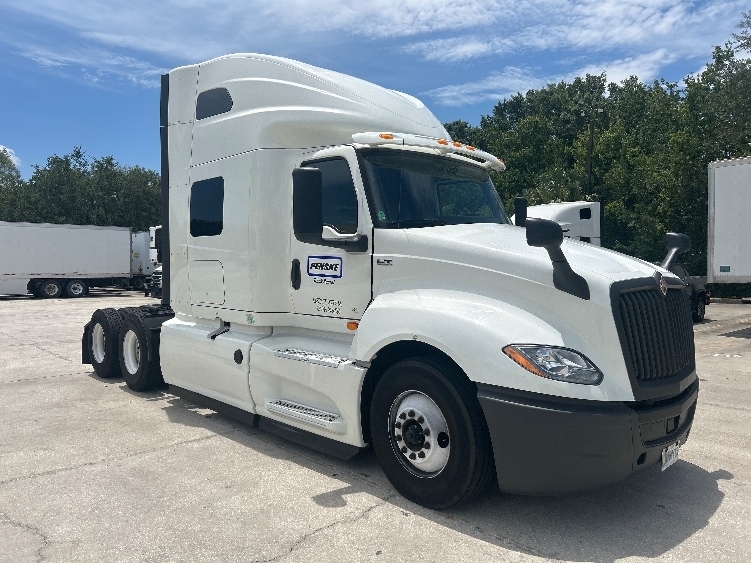 2020 INTERNATIONAL LT625 in Tampa, FL