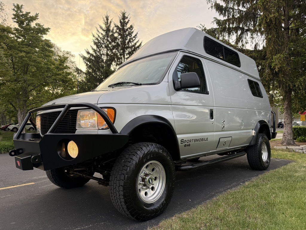 2002 Sportsmobile RB50 in waukegan IL