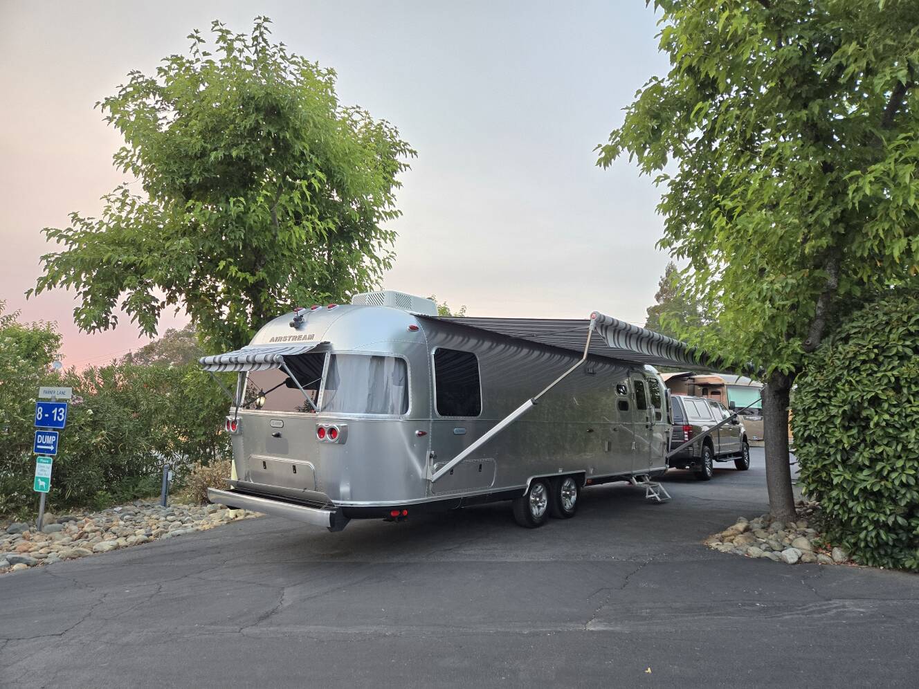 A photo of this 2024 Airstream CLASSIC 30 TWIN