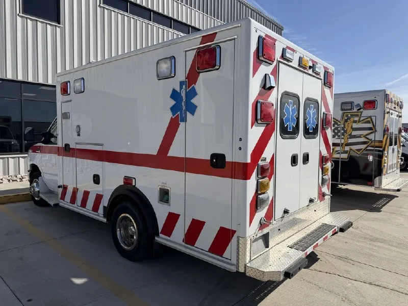 2022 FORD MEDIX AMBULANCE