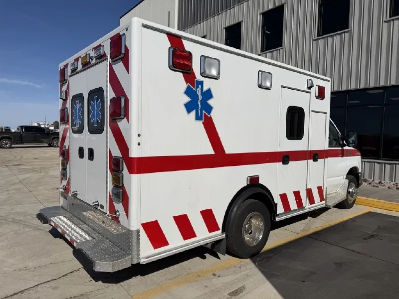 2022 FORD MEDIX AMBULANCE