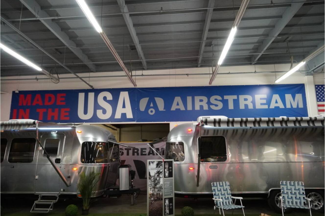 A photo of this 2026 Airstream Classic 33FBT