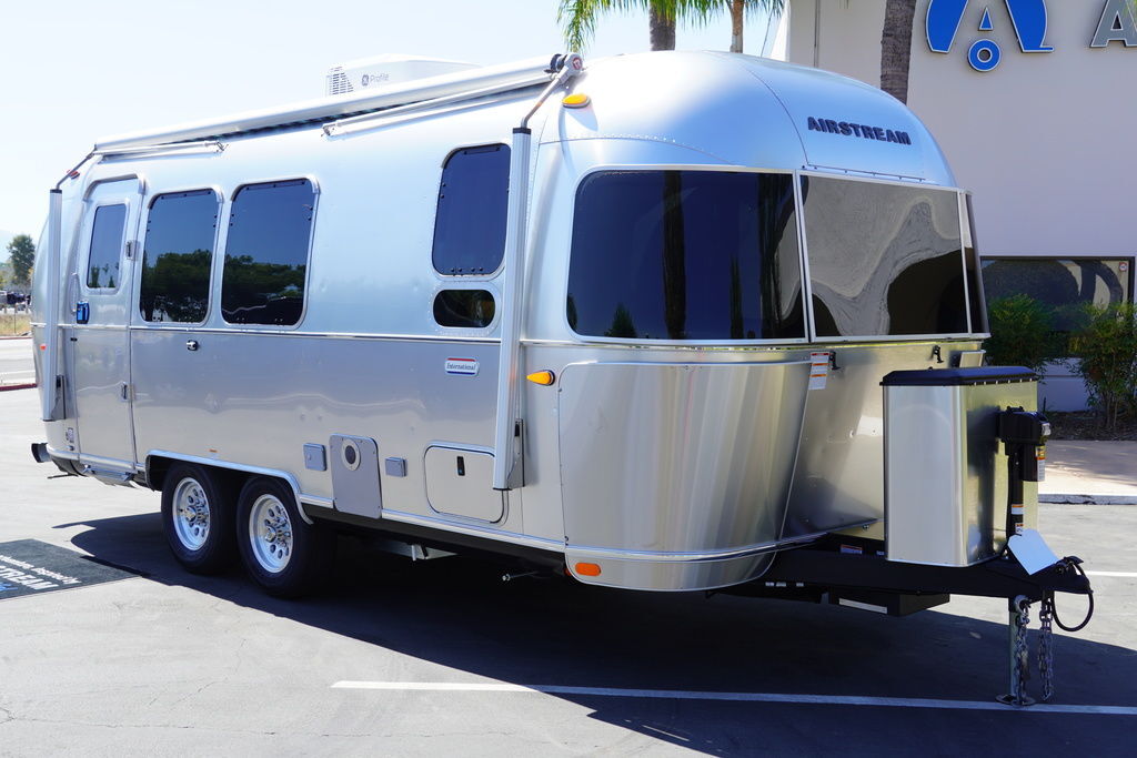 2027 Airstream International 23FBQ in temecula CA