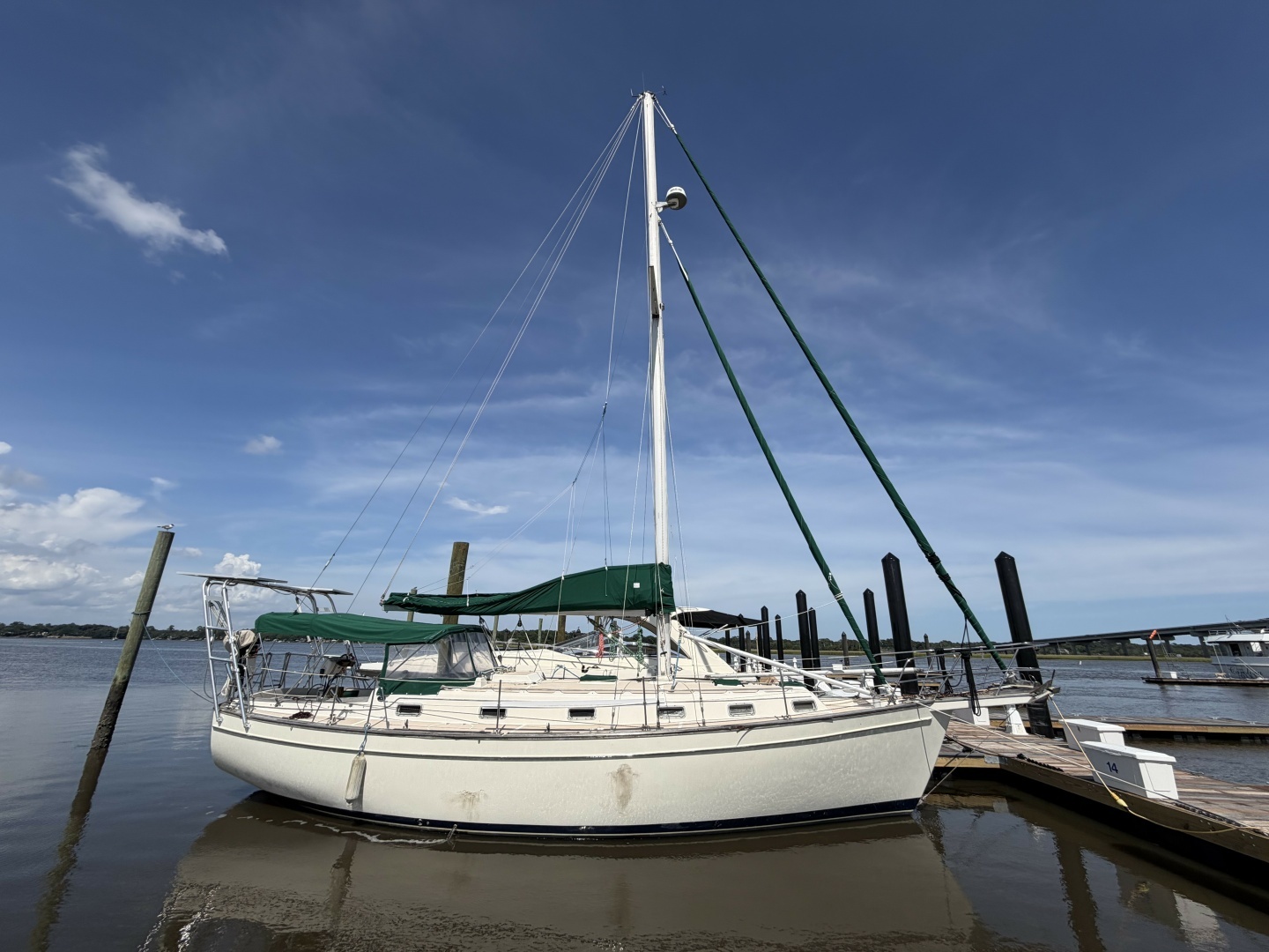 1986 Island Packet 38 in charleston SC
