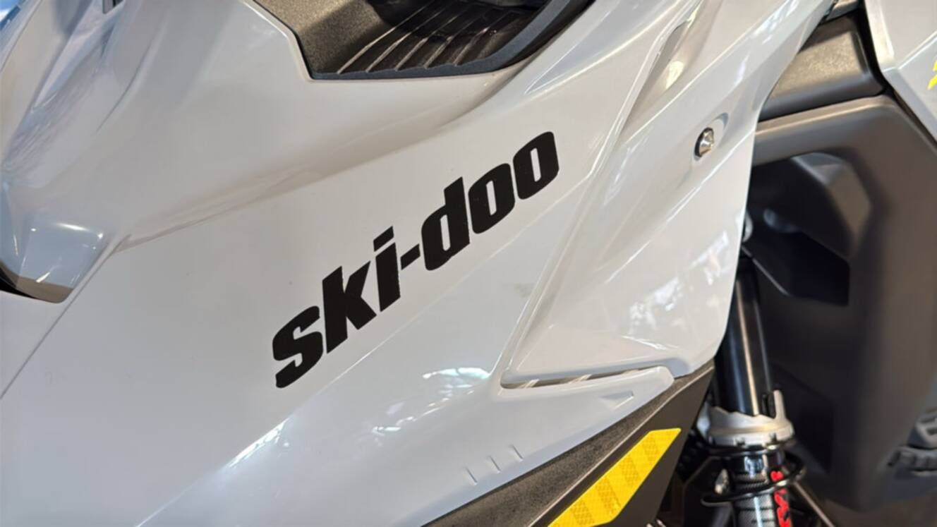 A photo of this 2026 Ski-Doo Summit® Adrenaline® with Edge Package 850 E-TEC 165 H