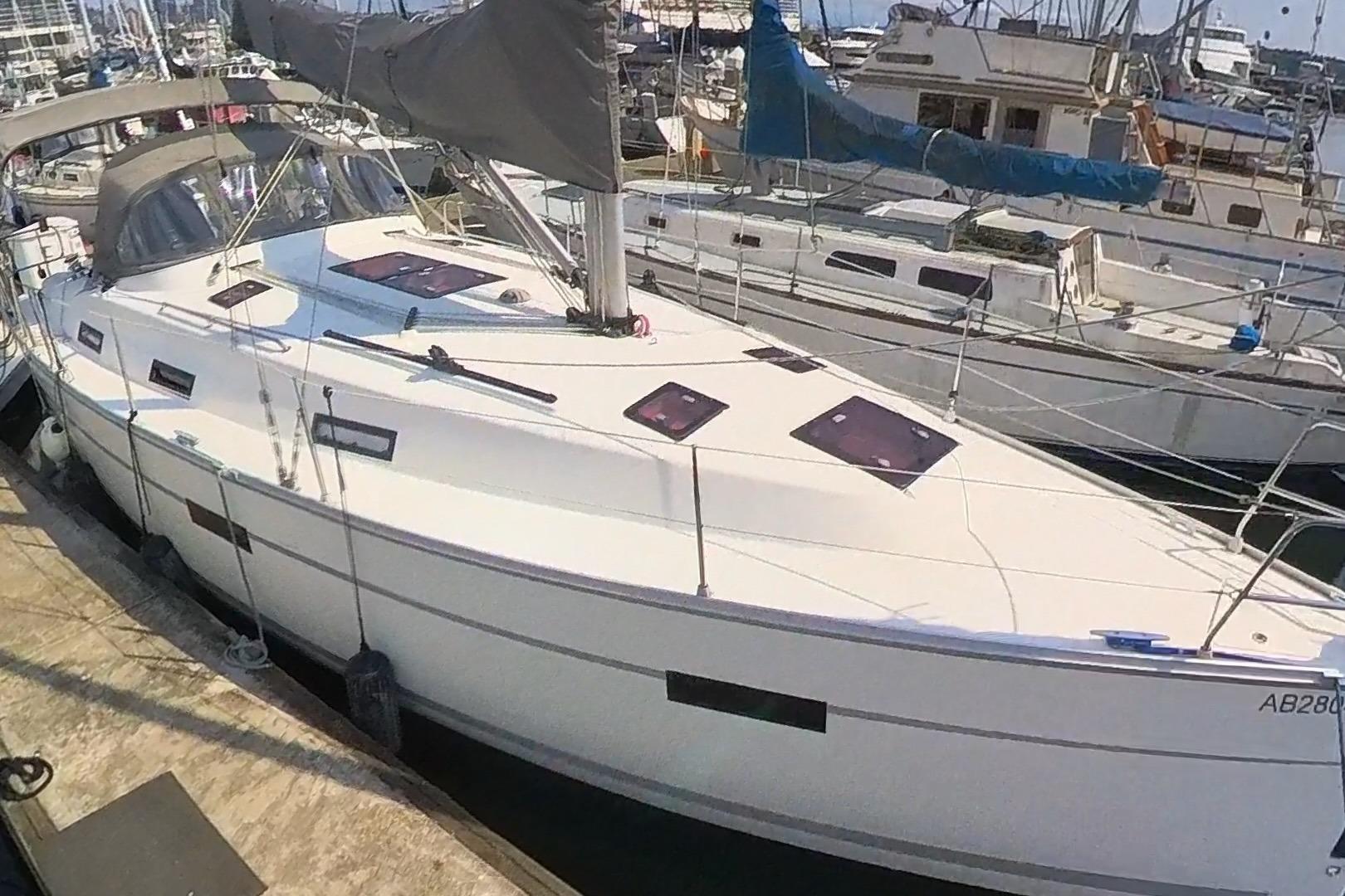 2011 Bavaria Cruiser 36 in seattle WA