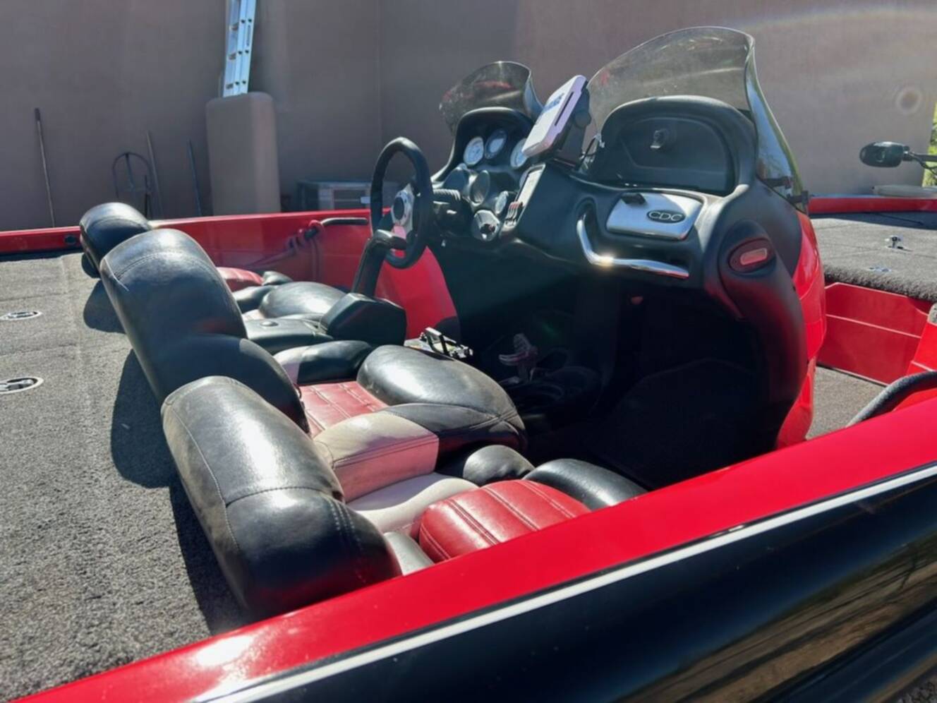 A photo of this 2004 Nitro 911 CDC