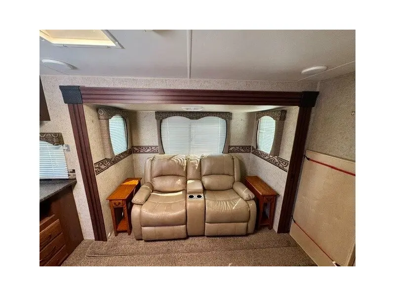 2013 HEARTLAND PROWLER 24PRKS