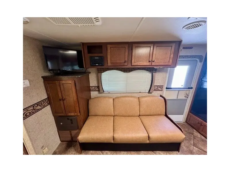 2013 HEARTLAND PROWLER 24PRKS