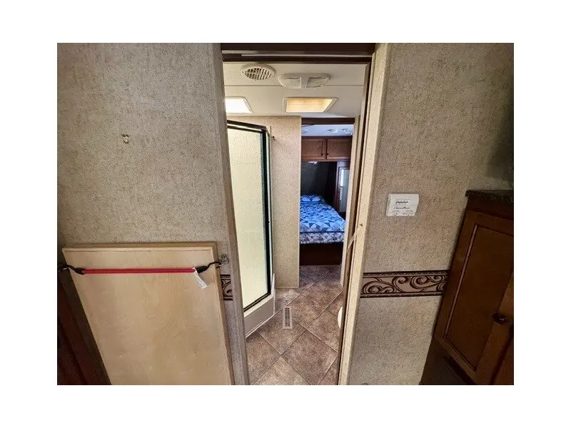 2013 HEARTLAND PROWLER 24PRKS