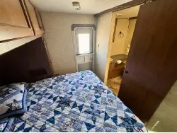 2013 HEARTLAND PROWLER 24PRKS