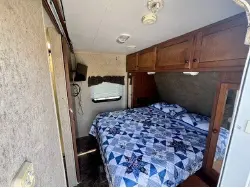 2013 HEARTLAND PROWLER 24PRKS