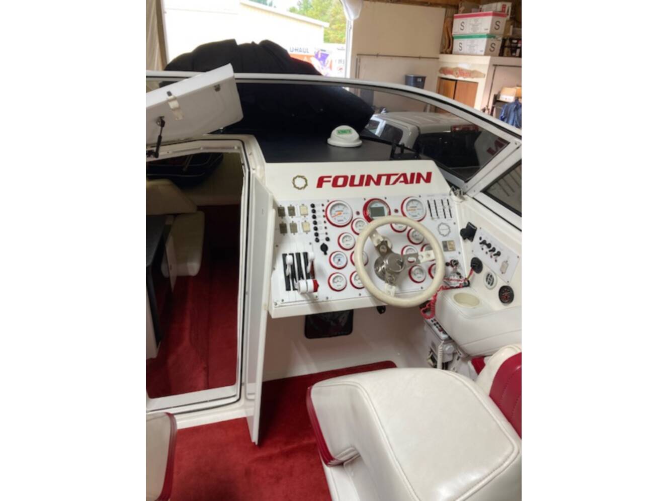 A photo of this 2001 Fountain LIGHTNING 35
