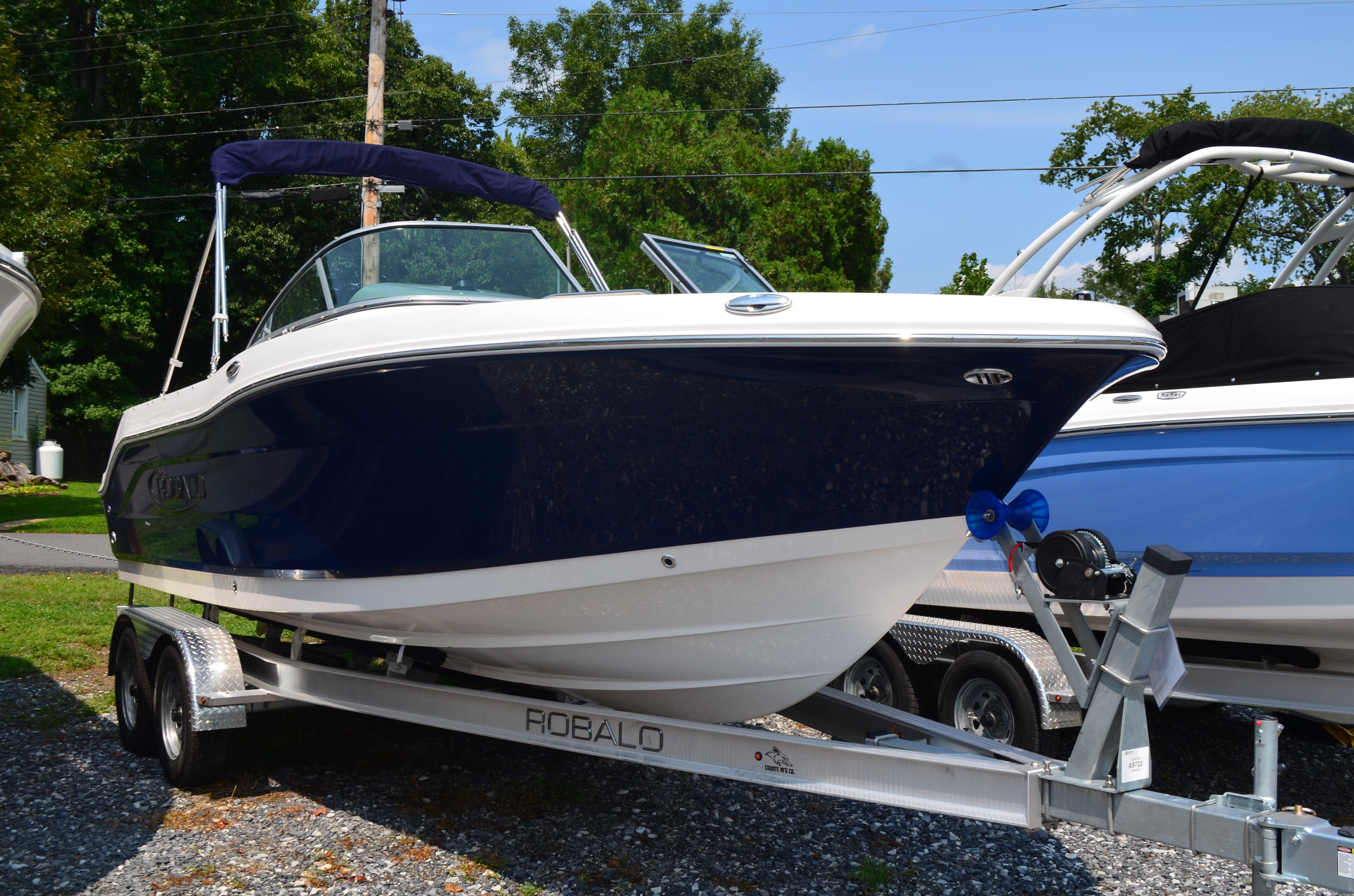 2026 Robalo R207 in edgewater MD